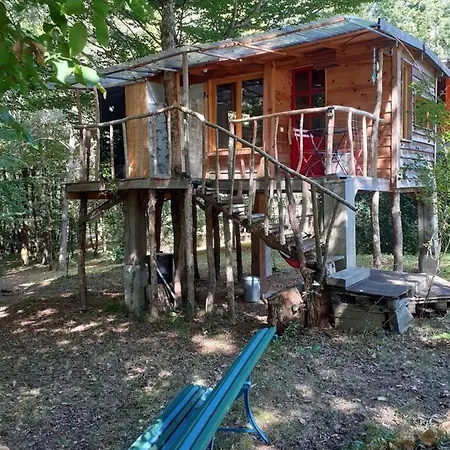 Bed & Breakfast La De L'oiseau 3*