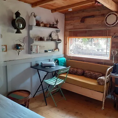 La De L'oiseau Bed & Breakfast 3*